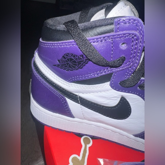 Air Jordan Retro High OG GS Court purple 2.0 - Picture 3 of 3